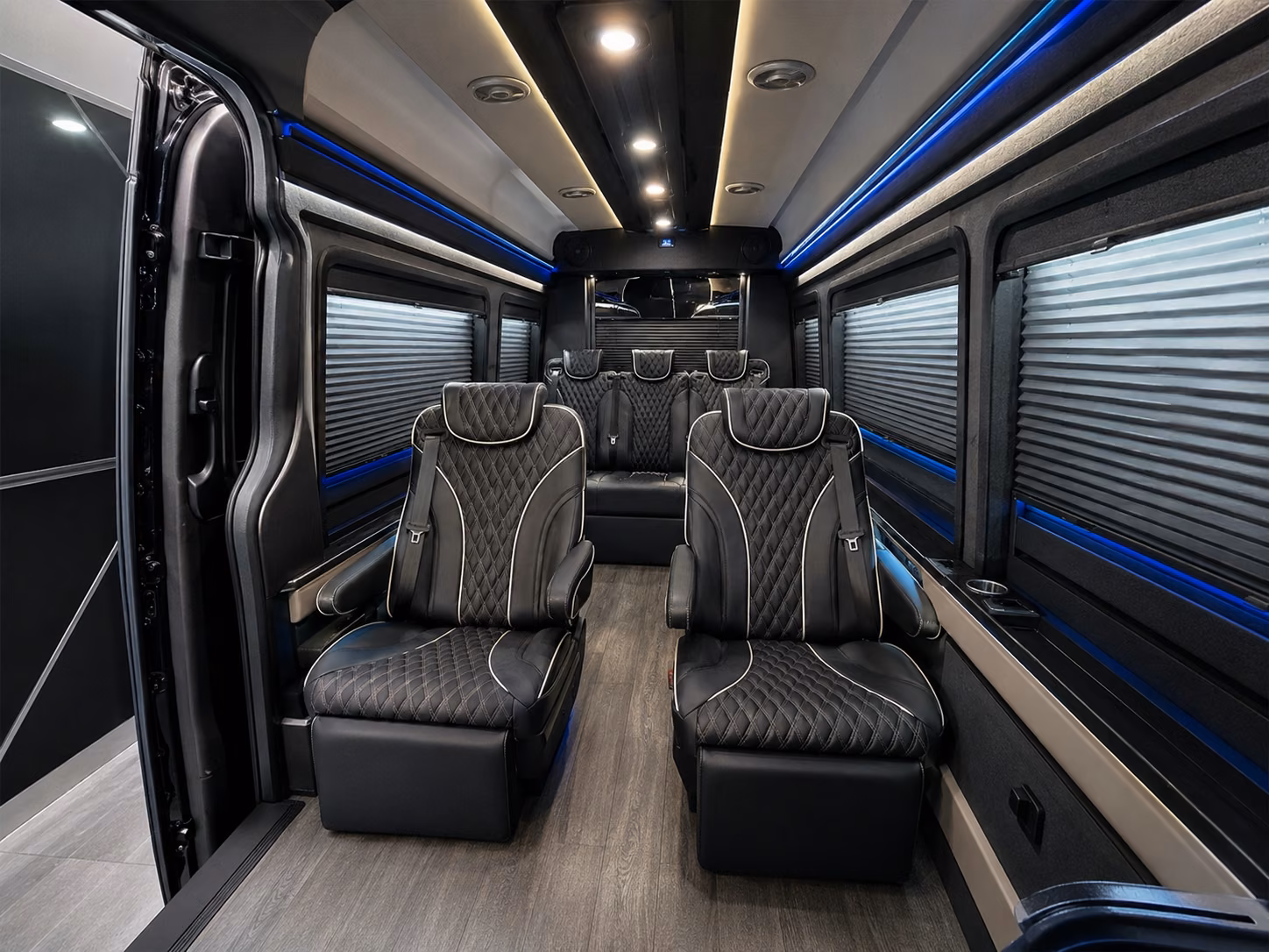 airport shuttle buses for mesquite sports teams athletic groups