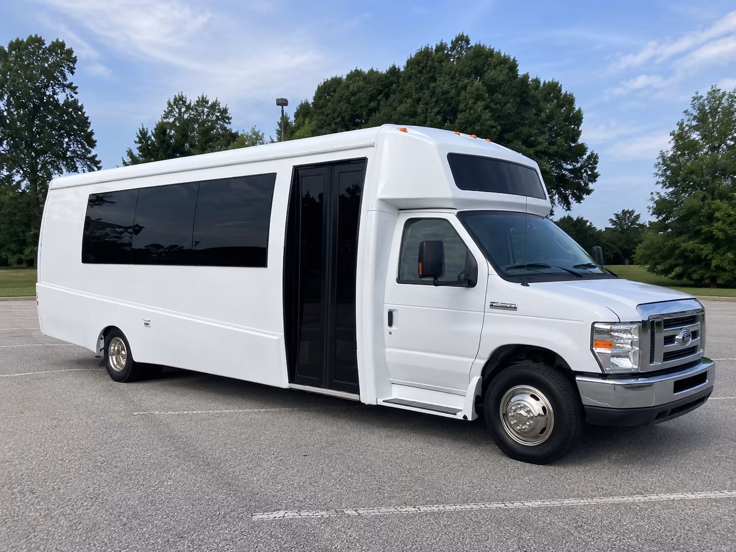 mesquite 18 passenger party bus