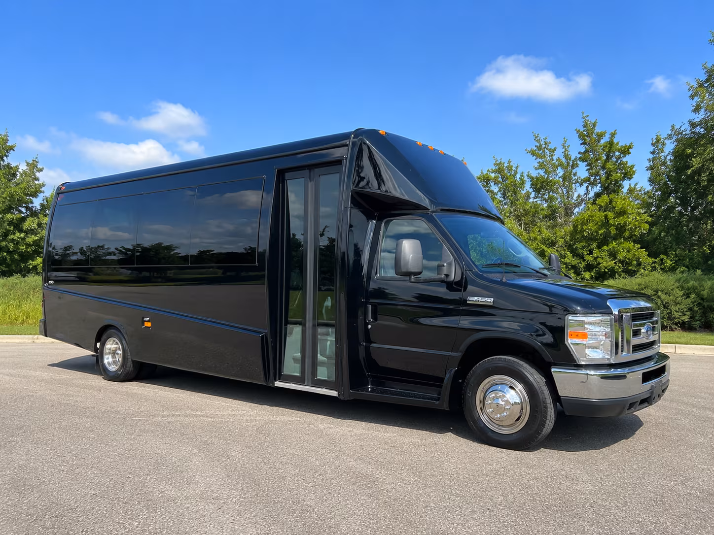 minibuses for mesquite isd school and campus transportation