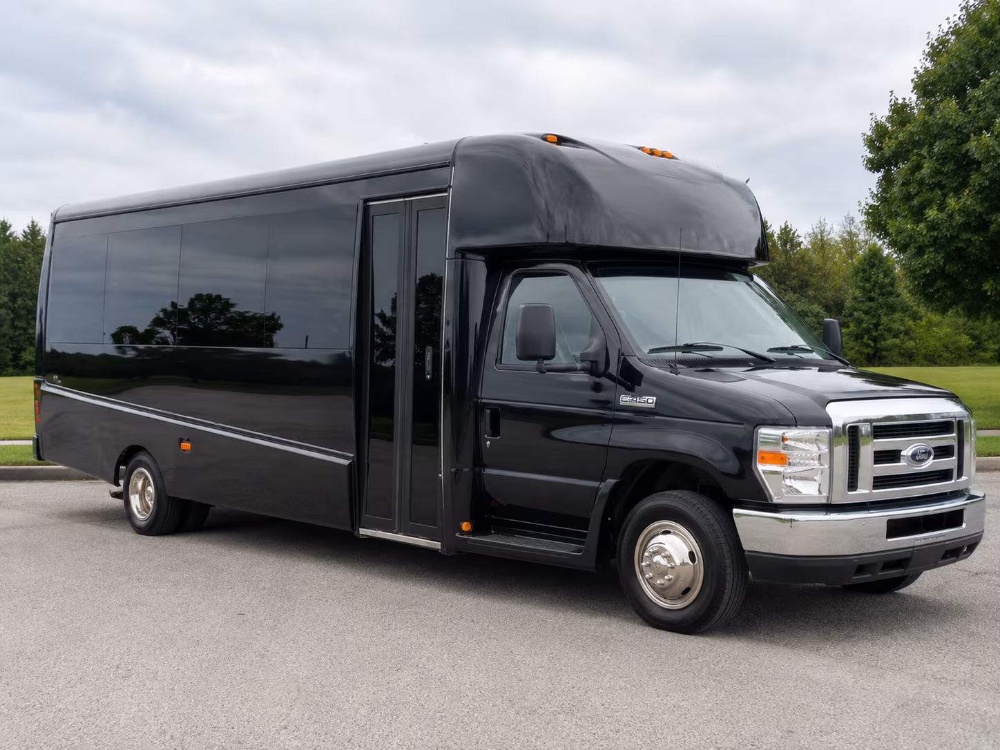 pub crawl and nightlife party buses in mesquite and east dallas
